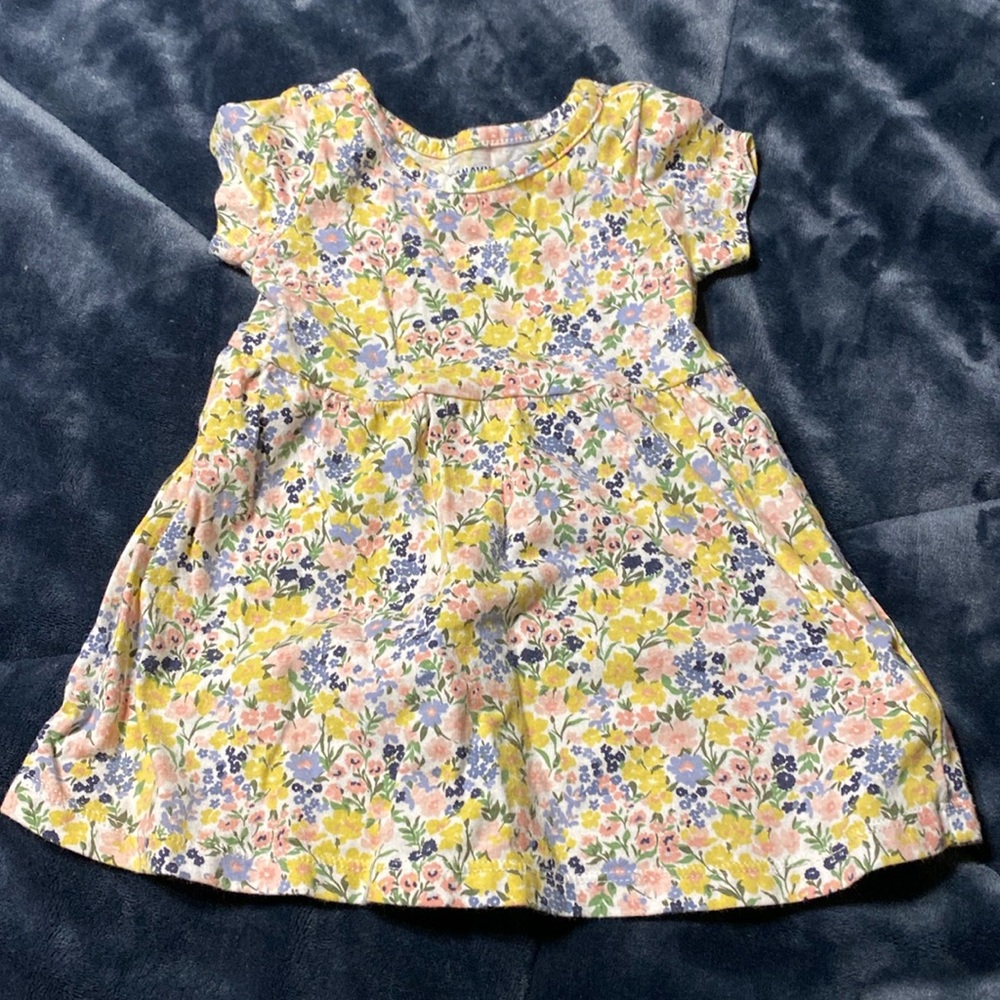 Old Navy 6-12 floral top